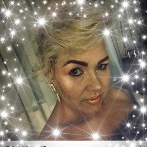 Meet your Posher, Deborah